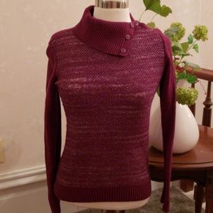 Maroon Tommy sweater